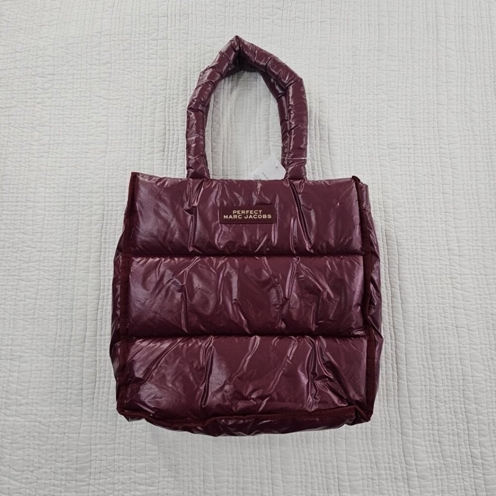 Marc Jacobs Perfect Quilted Tote Bag Maroon 14x14‎ NWOT 14x15x4 9IN Handle